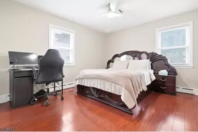 160 Bridge St, Roselle Park, NJ 07204 - Photo 11