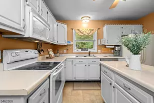28 Alpine Dr, Denville, NJ 07834 - Photo 17