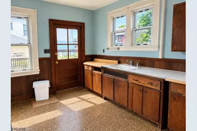 241 Pennsylvania Ave, Hillside, NJ 07205 - Photo 7