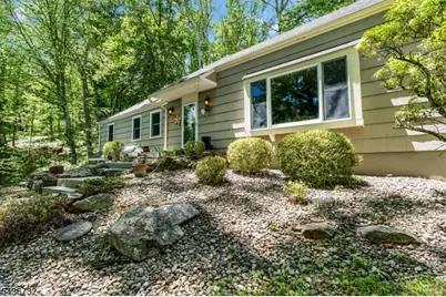 19 McCann Mill Rd, Tewksbury Township, NJ 07979 - Photo 3