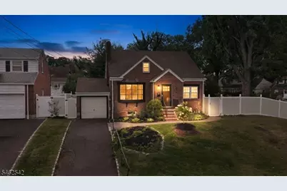 303 Huntington Rd, Union Township, NJ 07083 - Photo 1