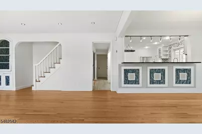 303 Huntington Rd, Union Township, NJ 07083 - Photo 7