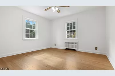 303 Huntington Rd, Union Township, NJ 07083 - Photo 21
