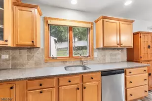 17 Pequot Rd, Ringwood, NJ 07456 - Photo 17