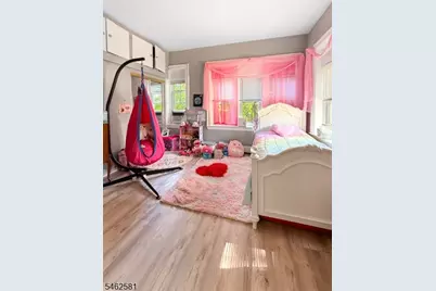 818 Summit Ave #1, River Edge, NJ 07661 - Photo 9