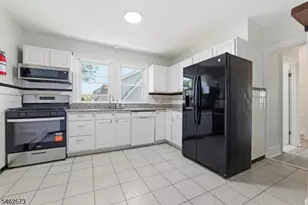 165 Centre St, Nutley, NJ 07110 - Photo 5