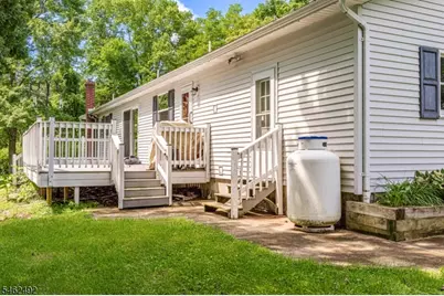 600 Montana Rd, Harmony Township, NJ 08865 - Photo 9