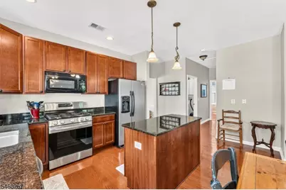 23 Constitution Way, Franklin Township, NJ 08873 - Photo 15