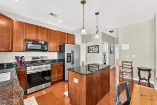 23 Constitution Way, Franklin Township, NJ 08873 - Photo 15