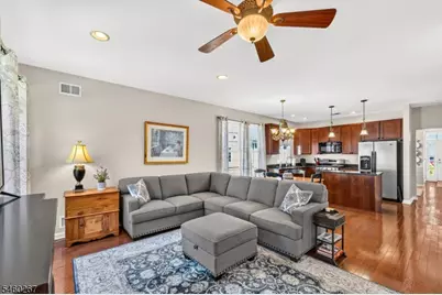 23 Constitution Way, Franklin Township, NJ 08873 - Photo 19