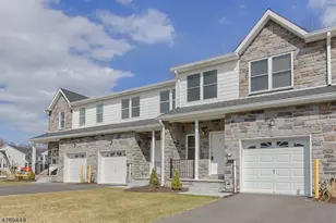 17 DeCroce Ct, Parsippany, NJ 07054 - Photo 1