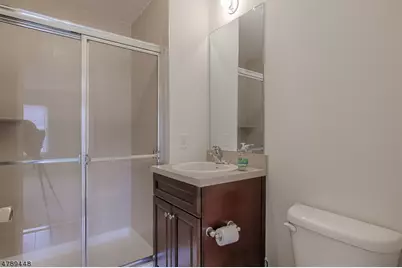 17 Decroce Ct, Parsippany, NJ 07054 - Photo 11