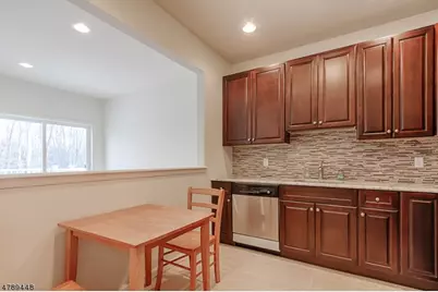 17 Decroce Ct, Parsippany, NJ 07054 - Photo 3