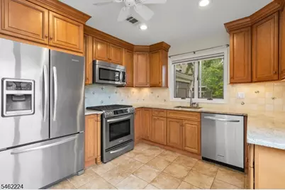 2 Avery Ct, Madison, NJ 07940 - Photo 7