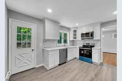 69 Cedar Tree Dr, Vernon, NJ 07422 - Photo 11