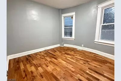44 N 16th St, East Orange, NJ 07017 - Photo 5