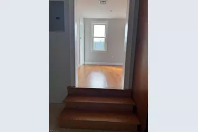 229 Thomas Ave, Lyndhurst Township, NJ 07071 - Photo 5