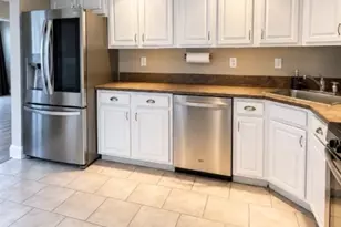 212 Strull Ct, Bridgewater, NJ 08807 - Photo 3