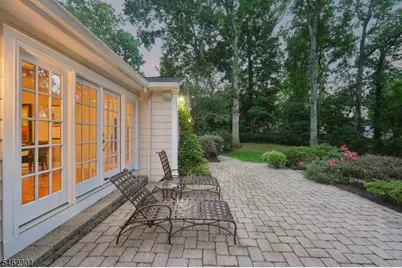 32 Stratford Dr, Livingston, NJ 07039 - Photo 29