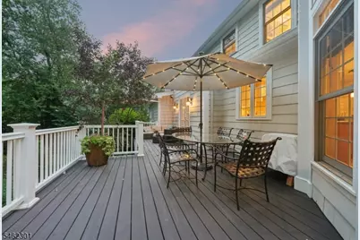 32 Stratford Dr, Livingston, NJ 07039 - Photo 31