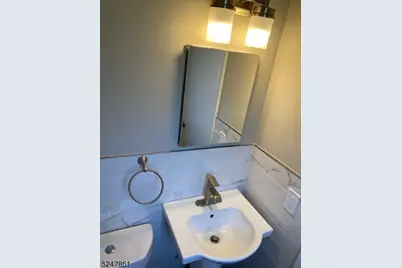806 Morris Tpke #II, Millburn, NJ 07078 - Photo 5