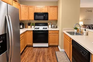 850 Honeybrook Cir, Lopatcong Township, NJ 08886 - Photo 9