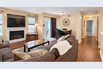 850 Honeybrook Cir, Lopatcong Township, NJ 08886 - Photo 5