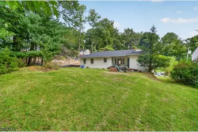 321 Jefferson Ave, North Plainfield, NJ 07060 - Photo 13