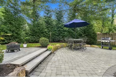 18 Lowell Ave, Summit, NJ 07901 - Photo 25