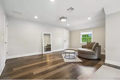 18 Lowell Ave, Summit, NJ 07901 - Photo 15