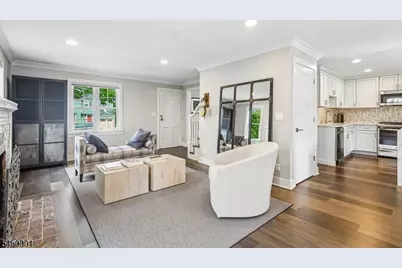 18 Lowell Ave, Summit, NJ 07901 - Photo 3