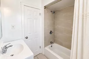12 Maple Ave, Linden, NJ 07036 - Photo 5