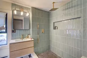 65 Glenwood Ave, East Orange, NJ 07017 - Photo 19