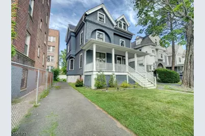 65 Glenwood Ave, East Orange, NJ 07017 - Photo 3