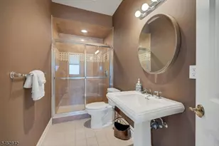 15 Mountainview Ct, Totowa, NJ 07512 - Photo 29