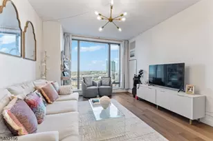 99 Hudson St, Jersey City, NJ 07302 - Photo 1