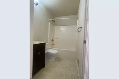 105 Village Dr, Morristown, NJ 07960 - Photo 11