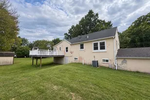 2 Melba Dr, Fredon Township, NJ 07860 - Photo 3