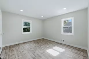 243 N 15th St, Bloomfield, NJ 07003 - Photo 9