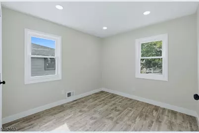 243 N 15th St, Bloomfield, NJ 07003 - Photo 11