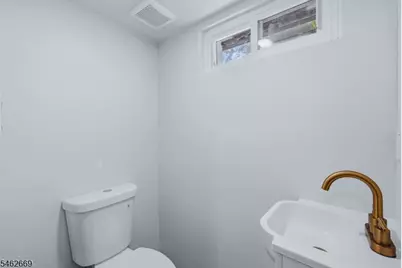 243 N 15th St, Bloomfield, NJ 07003 - Photo 17