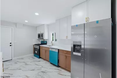 243 N 15th St, Bloomfield, NJ 07003 - Photo 5