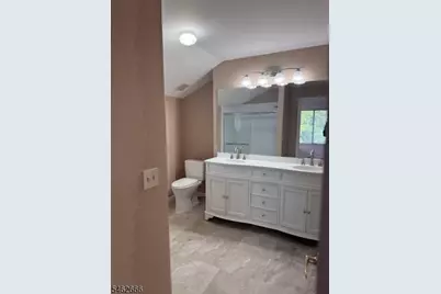 79 Academy Court Ondo #79, Bedminster Township, NJ 07921 - Photo 15