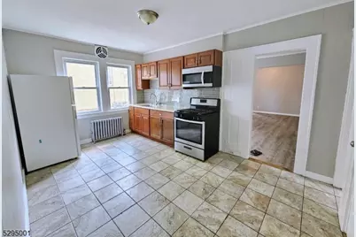 5 Byron Ter #1, Union Township, NJ 07088 - Photo 1