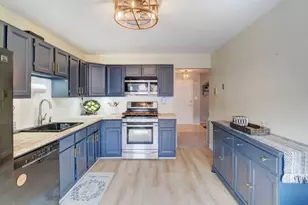 196 Drake Ln, Roxbury Township, NJ 07852 - Photo 15