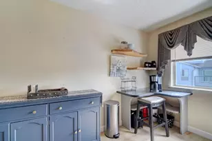 196 Drake Ln, Roxbury Township, NJ 07852 - Photo 13