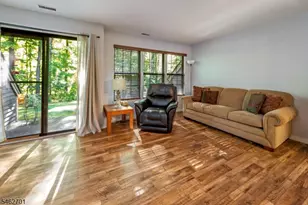 8E New Bedford Rd, West Milford, NJ 07480 - Photo 7