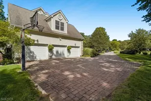 26 Morrison St, Bernards Township, NJ 07920 - Photo 3