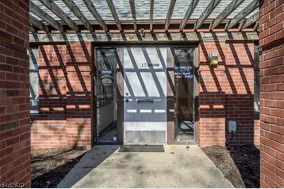 178 Tamarack Cir #178, Montgomery Township, NJ 08558 - Photo 3