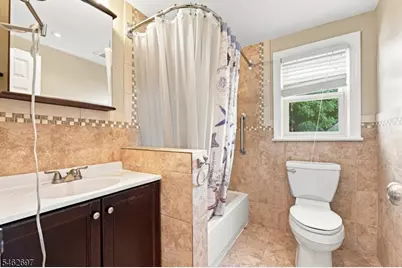 18 Memphis Ave, Belleville, NJ 07109 - Photo 13